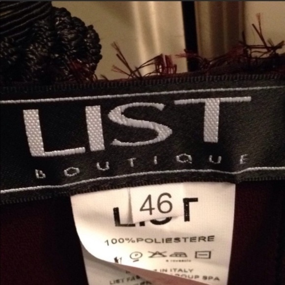 Glistening Romantic Burgundy Crop Jacket From Italy Designed by LIST - Picture 9 of 16